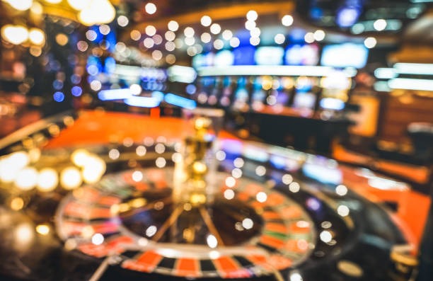 sabaslot mobile app home screen showing sports betting, live dealers, and slot games